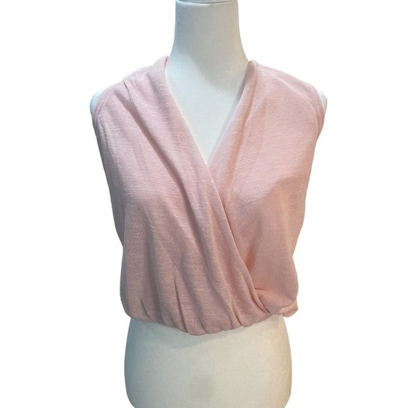 ASOS LIGHT PINK SLEEVELESS SURPLICE FAUX WRAP TOP.  SIZE 4 - Picture 1 of 4